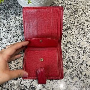 Louis Vuitton | MI0020 EUC Women’s Red Epi Wallet Gorgeous! Authentic